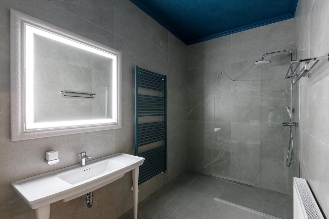 Richmond Hotel Chişinǎu Buitenkant foto