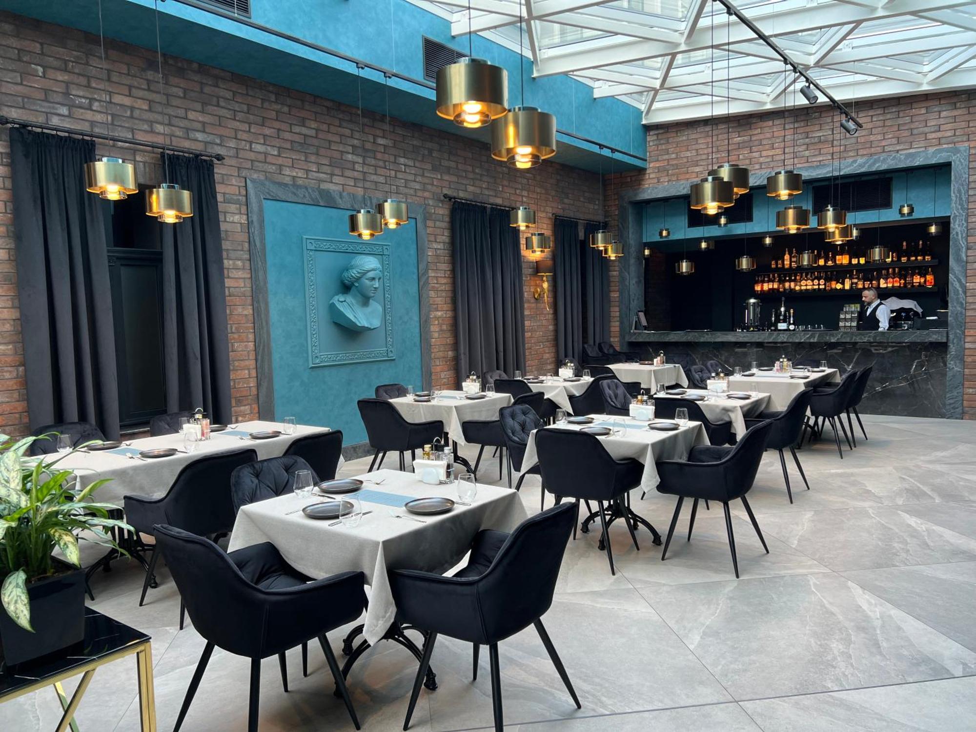 Richmond Hotel Chişinǎu Buitenkant foto